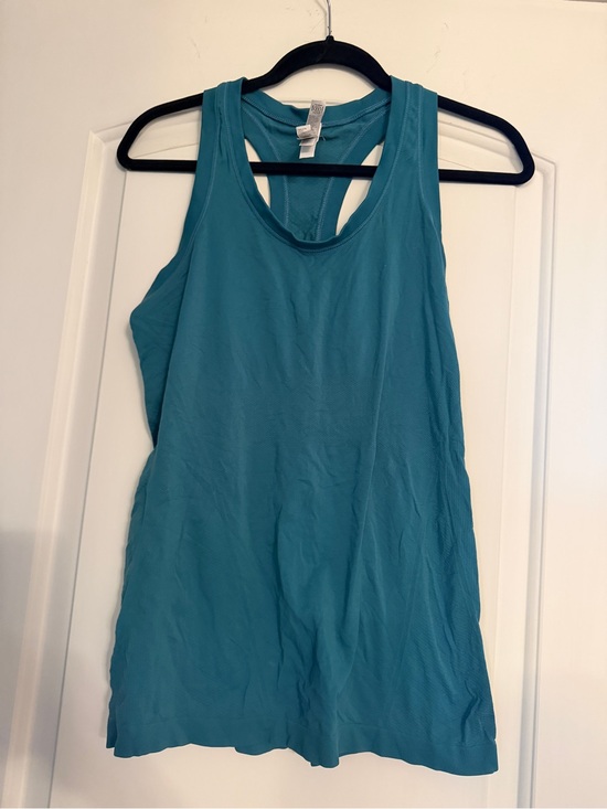 Athleta Tops - Athleta momentum tank